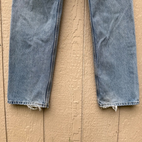 Worn Carhartt Relaxed Jeans Work Pants Men’s 32x34 Light Denim - Picture 5 of 7